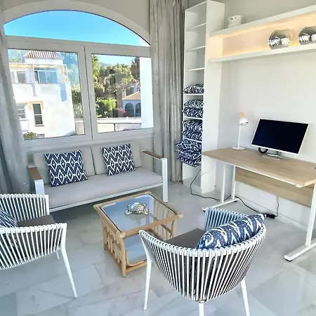 The Marbella Beach House - 4Min Walk To The Sea Exterior photo
