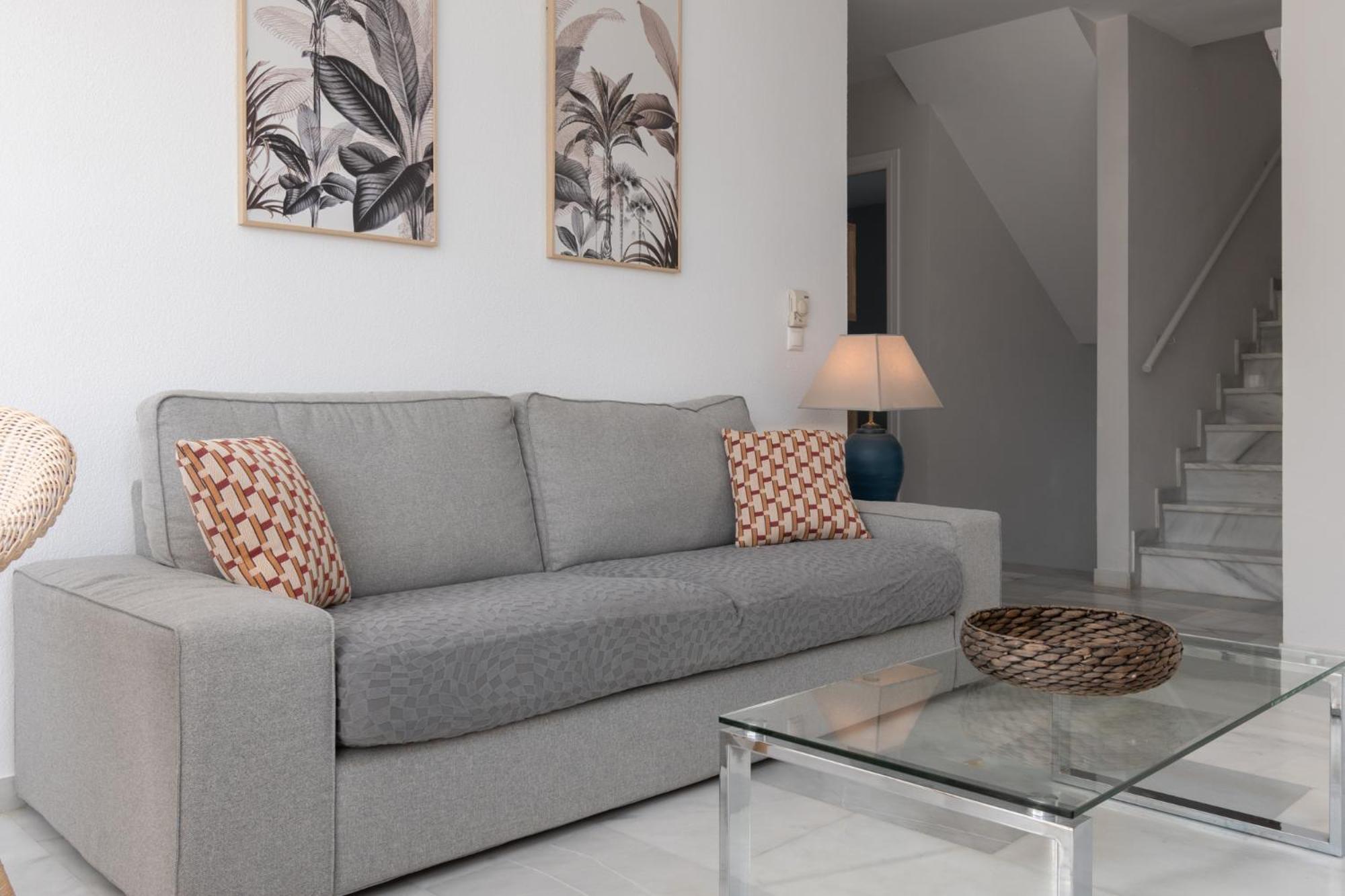 The House - 4min Walk To The Sea Casa vacanze